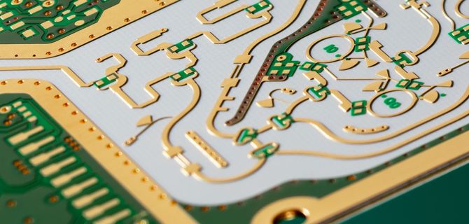 Detection Circuit in PCB Reverse Design System