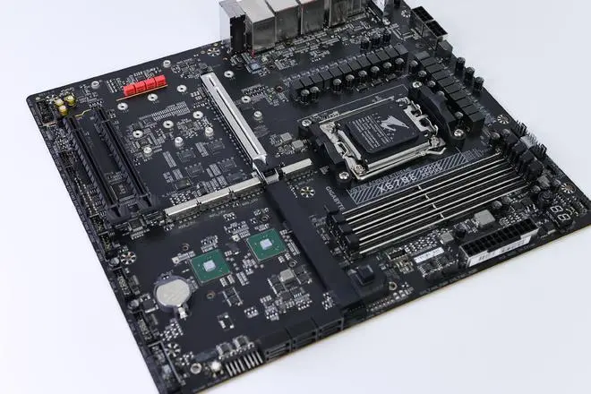 PCB layout affects the performance of hardware circuit design