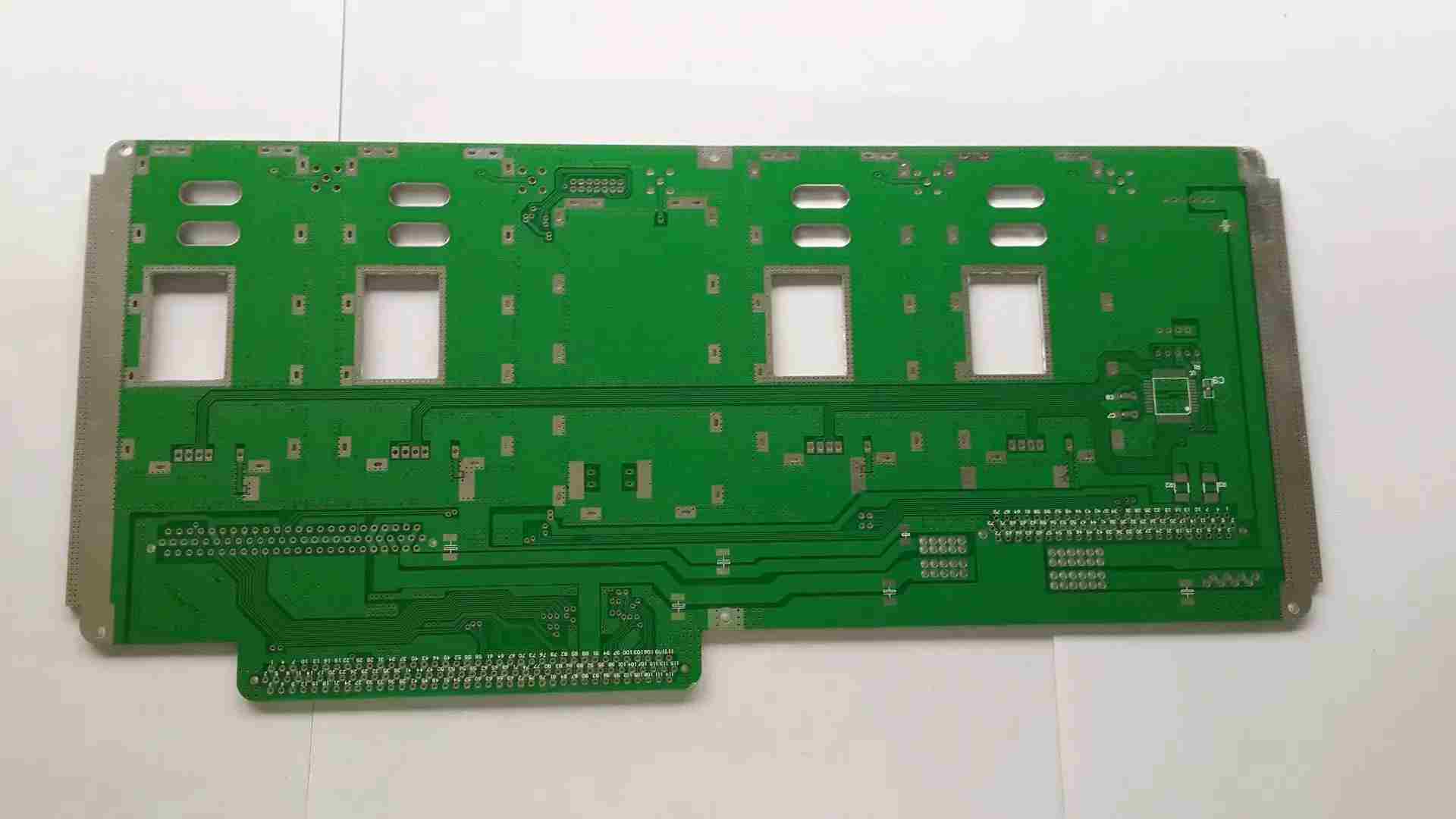 PCB設(shè)計中EMC的旁路和去耦設(shè)計