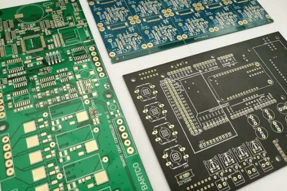 PCB非布局的基本原則是什么？ PCB布局的思路是什么？